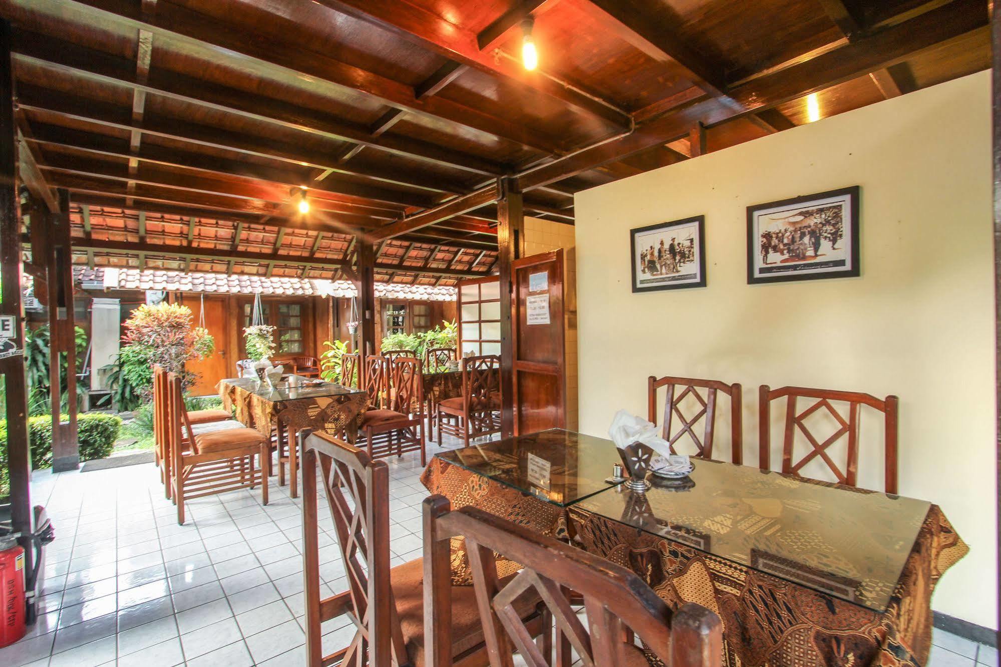 Delta Homestay Yogyakarta Exterior foto