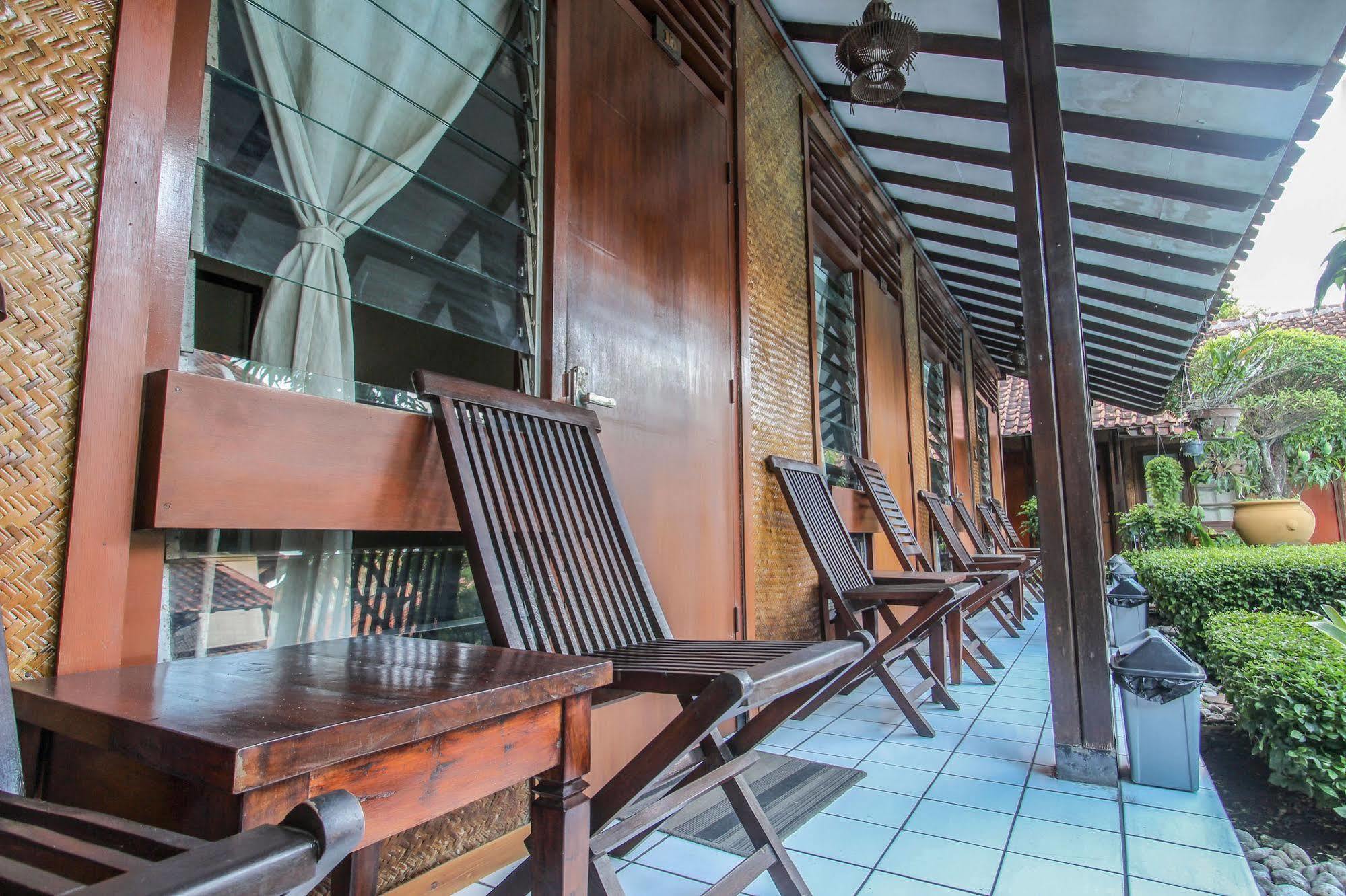 Delta Homestay Yogyakarta Exterior foto